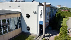 Wejście do budynku Centrum Dydaktyczno-Sportowego PRz, 