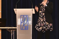 Dr Adrianna Gardzińska podczas wystąpienia na Konferencji