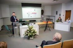 dr Łukasz Oleksy
